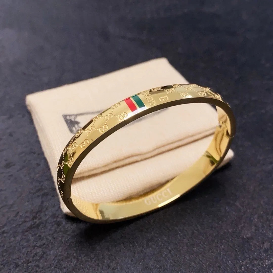 Premium Gold-Plated Designer Inspired Bracelet - Hình 4