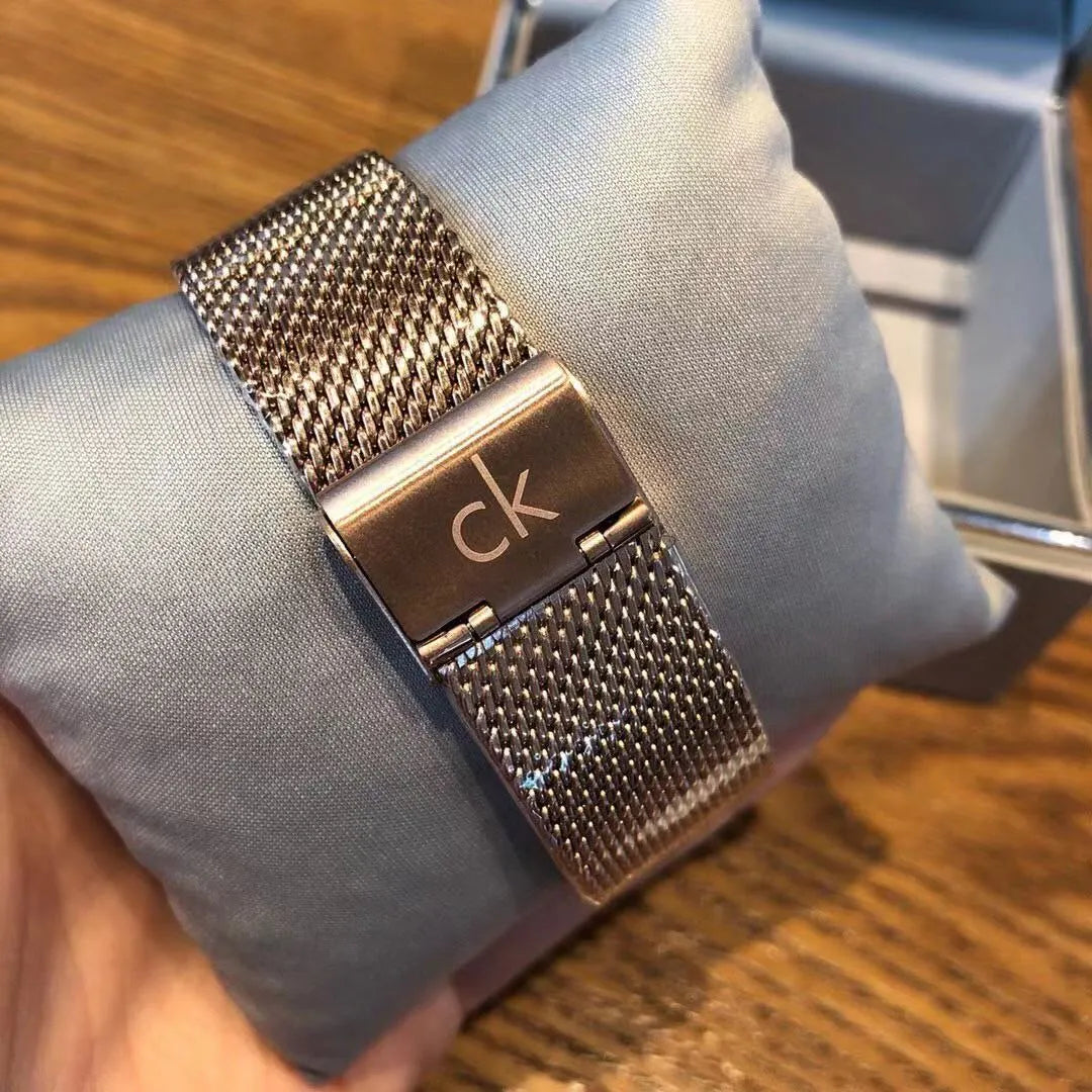 minimalist Calvin Klein Rose Gold Mesh Watch - Hình 2