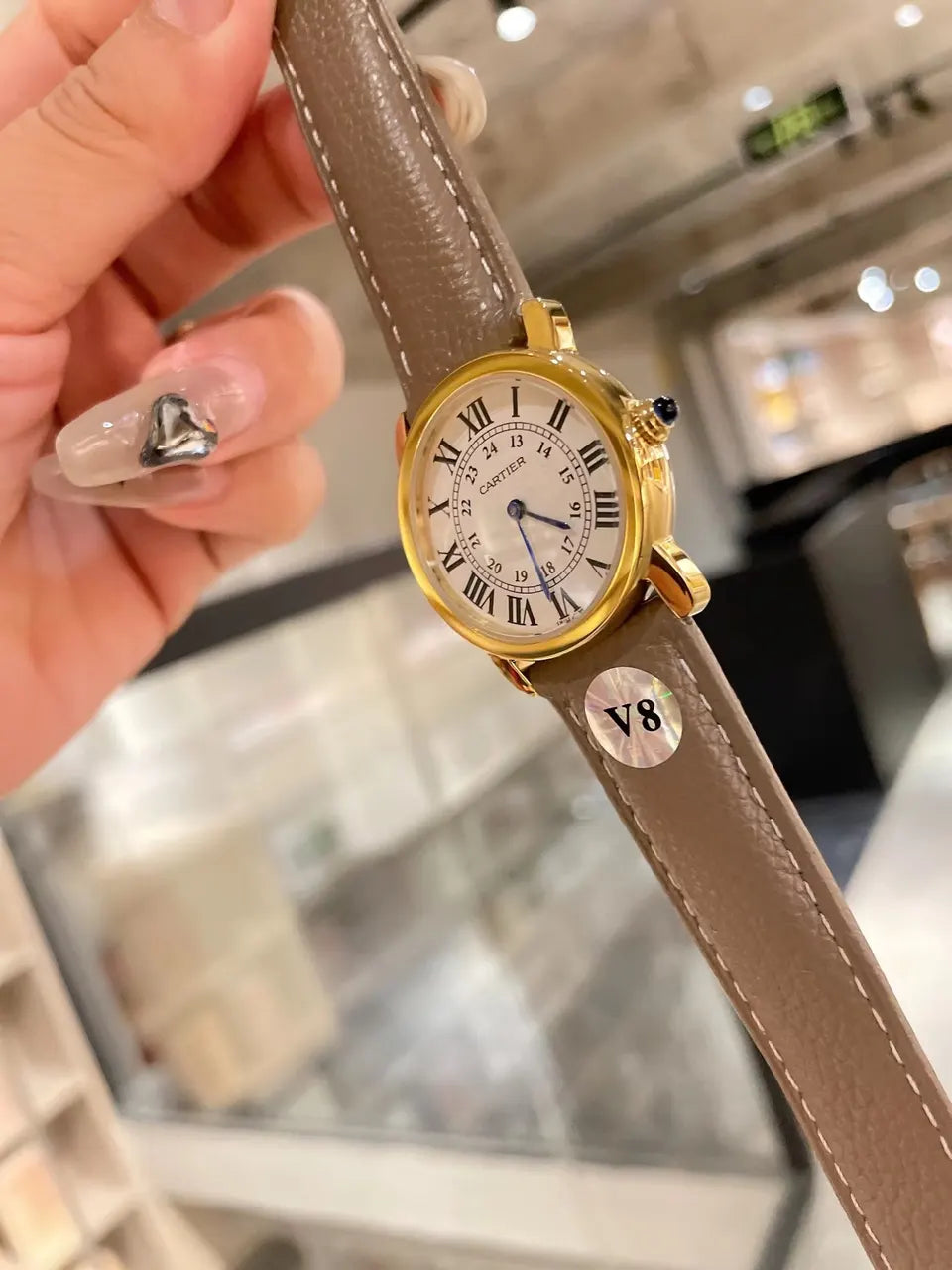 Cartier Ronde Louis Gold - Hình 3
