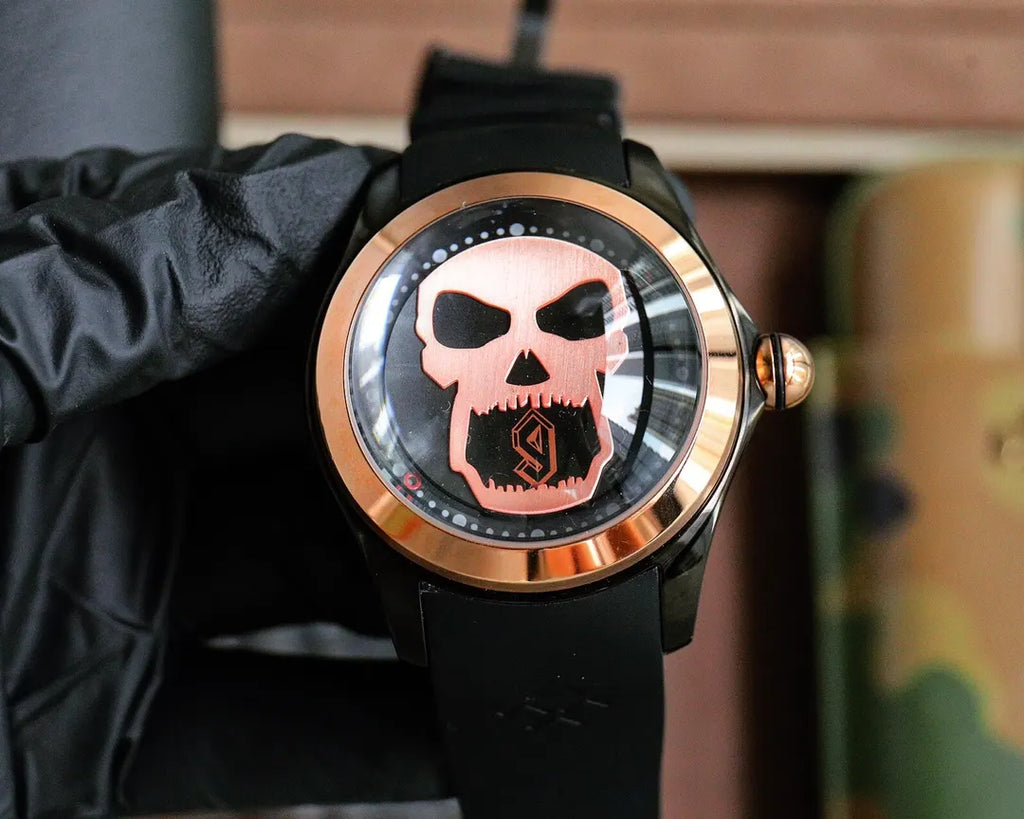 Corum Bubble Skull Rose Gold - Hình 3