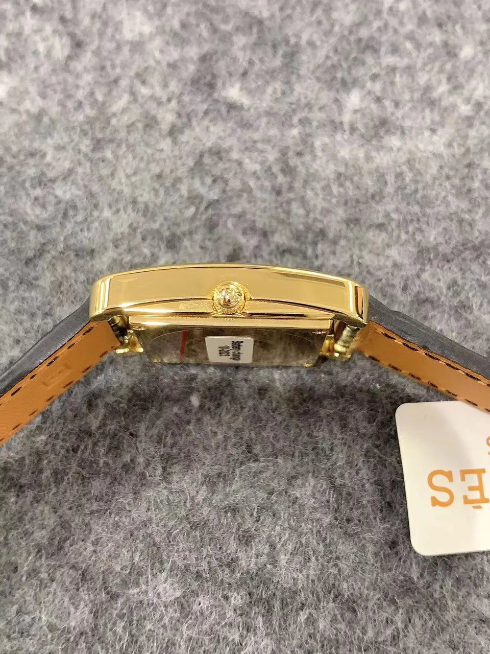Hermès Gold Rectangular Watch - Hình 3