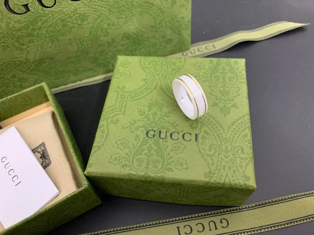Gucci White Ceramic Gold Ring - Hình 4