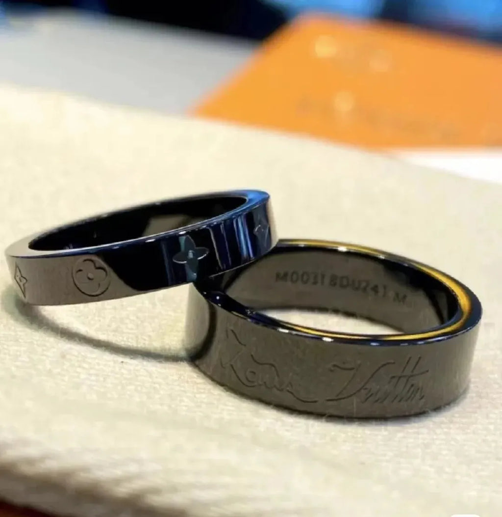 Louis Vuitton Black Titanium Ring - Hình 5