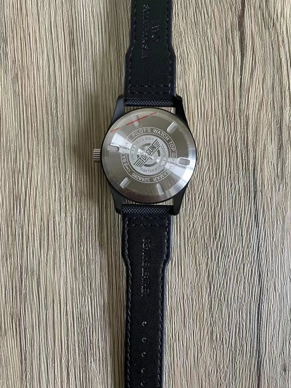 IWC Pilot Top Gun Black - Hình 3