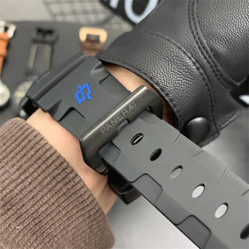 Panerai Carbotech Black Rubber luminor - Hình 3