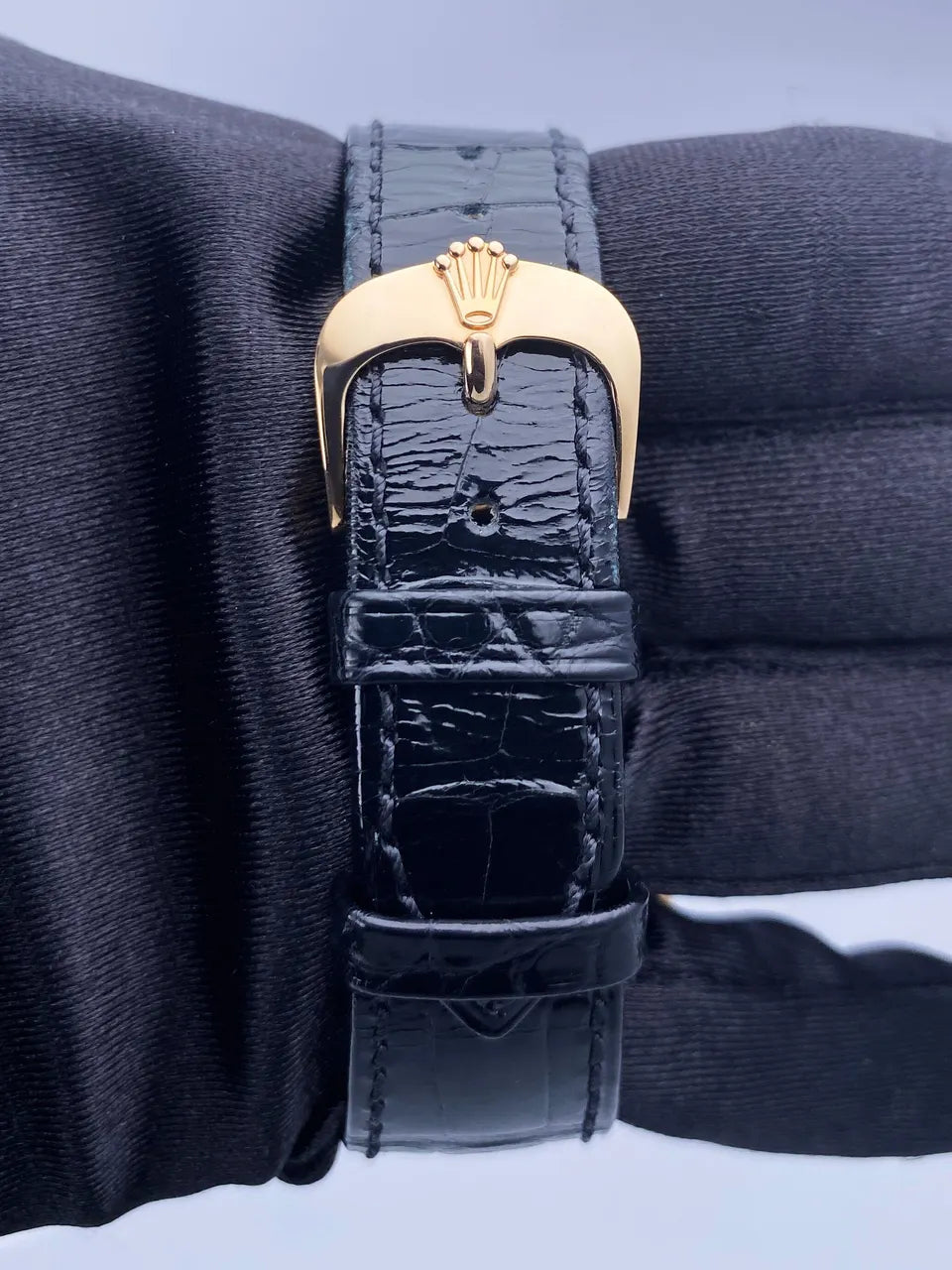 Rolex Cellini Black Rose Gold - Hình 7
