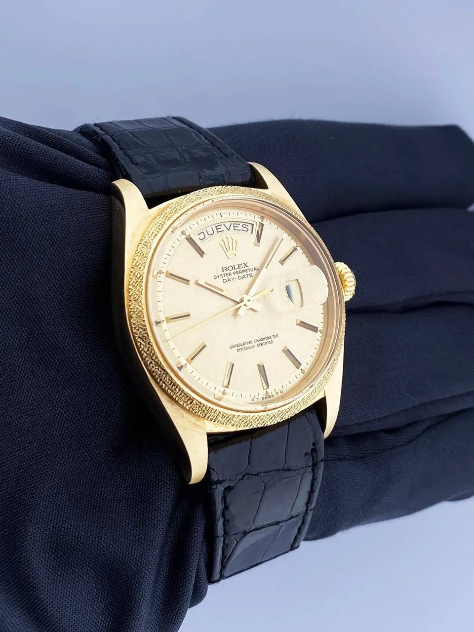 Rolex Day-Date Gold Linen - Hình 3