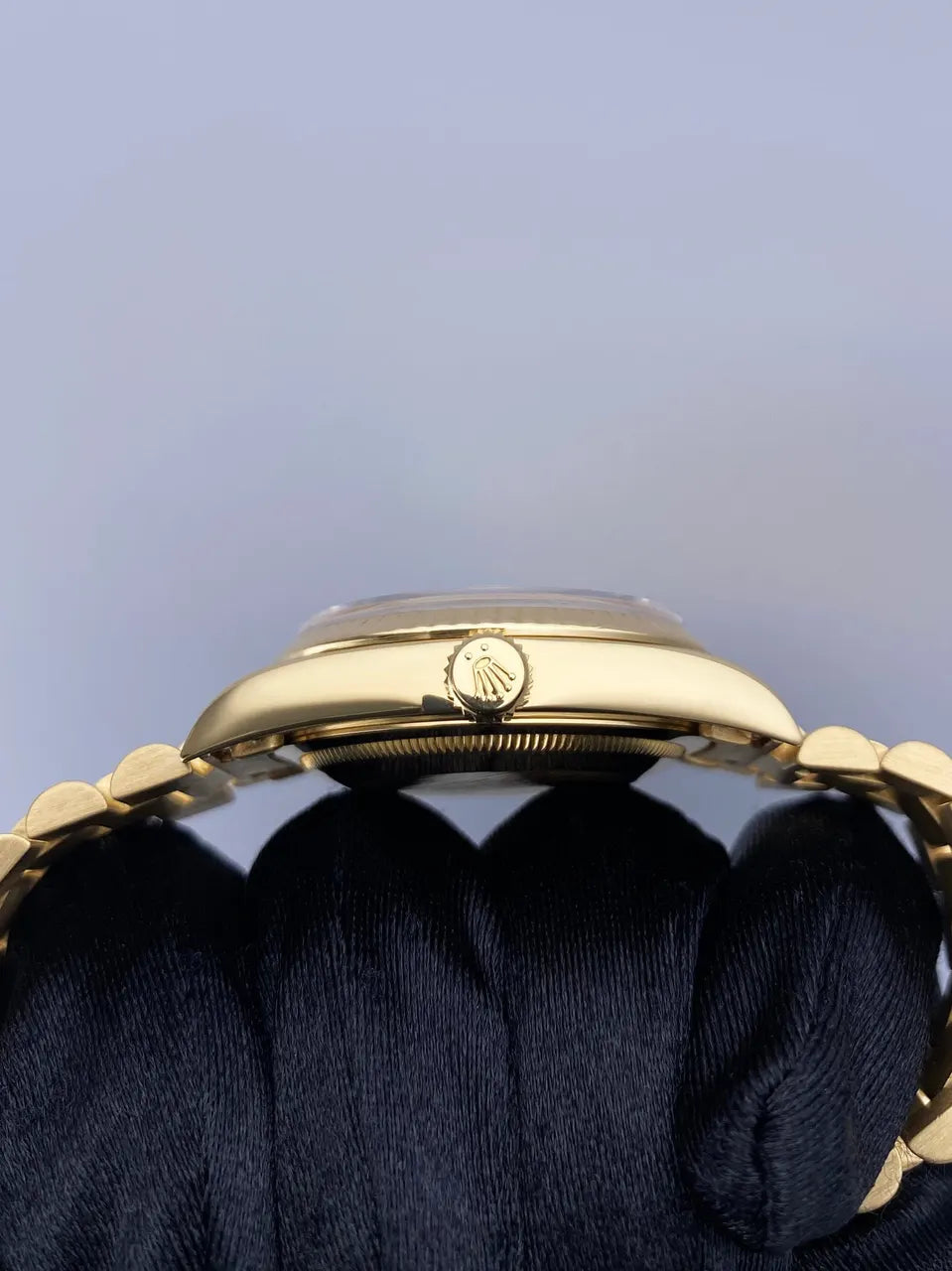 Day-Date Gold Champagne - Hình 4