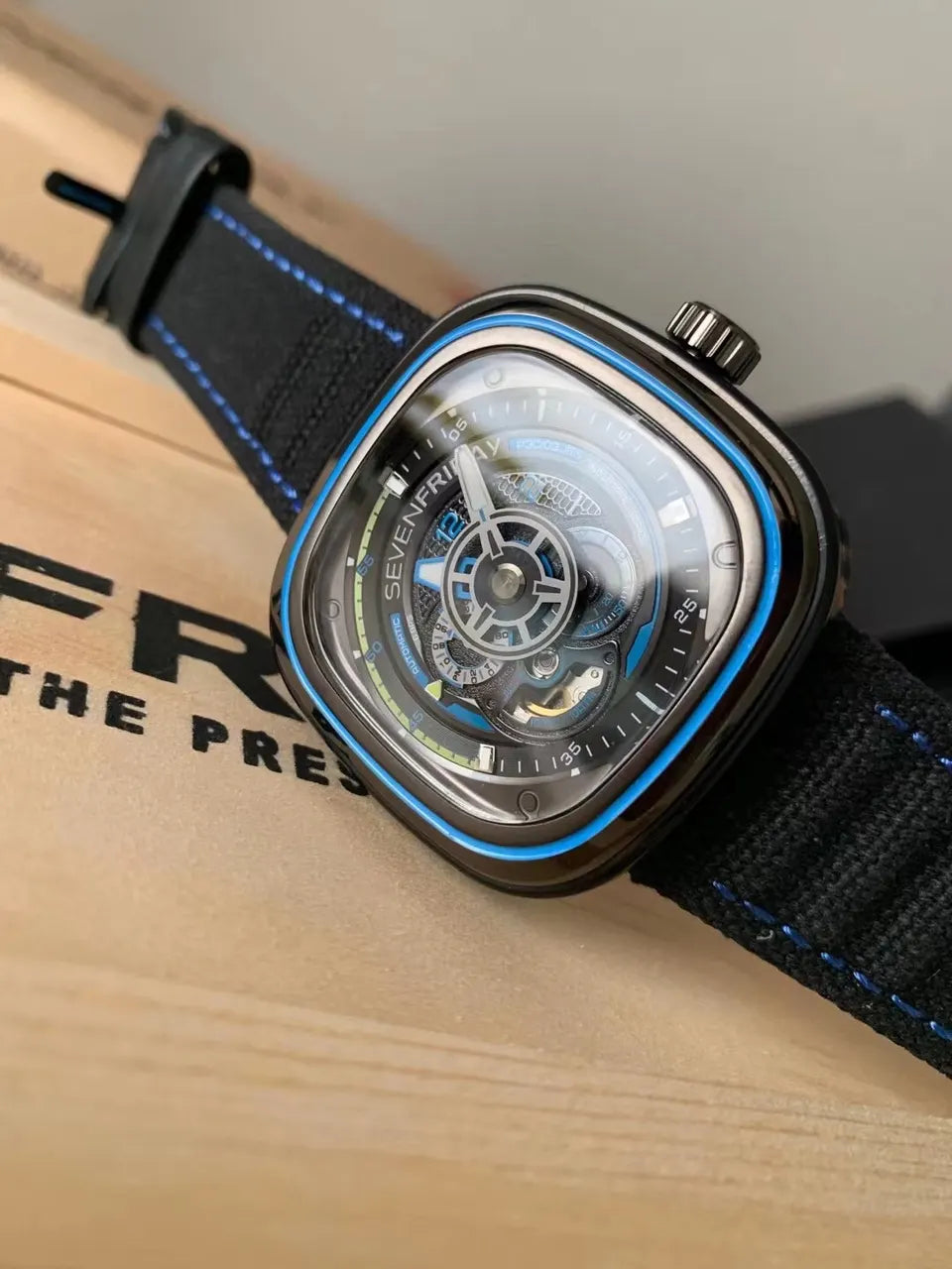 blue SevenFriday P3B/03 Watch - Hình 7