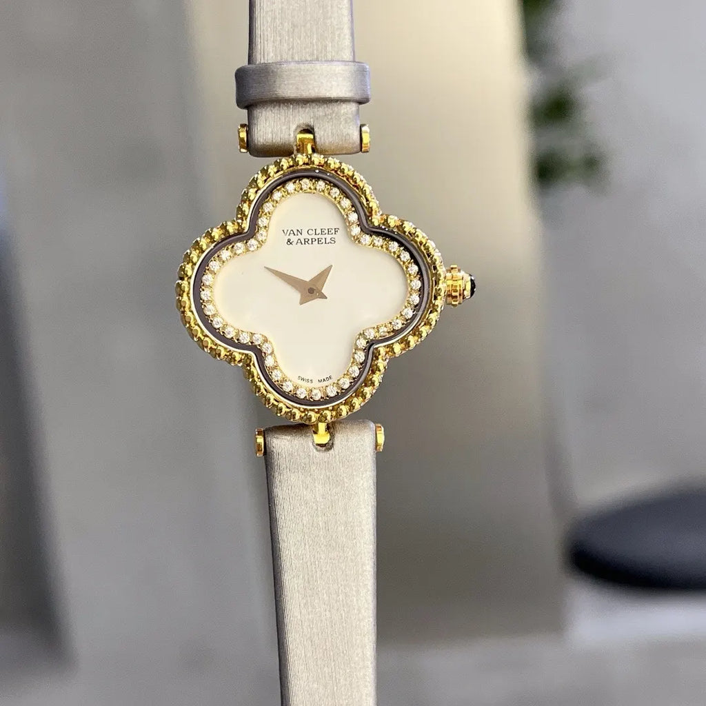 Van Cleef Alhambra Diamond - Hình 13