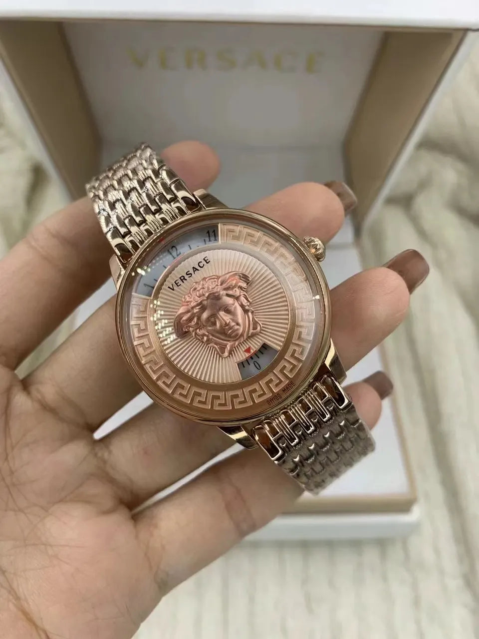 medusa Versace Rose Gold Watch - Hình 3