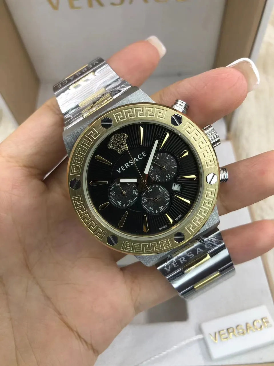 Versace Silver Chronograph Watch - Hình 17