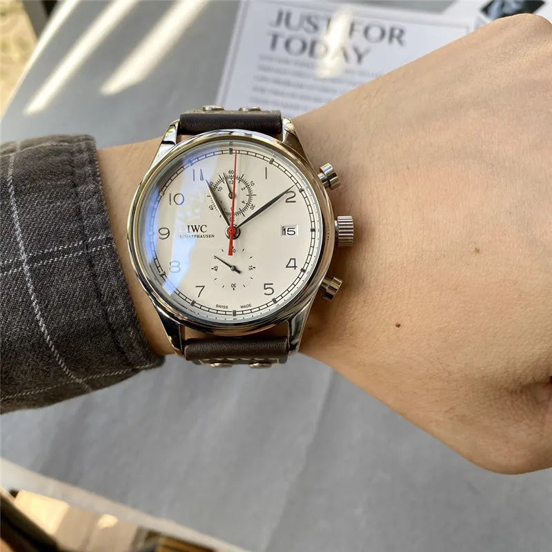 IWC Silver Chronograph Watch - Hình 2